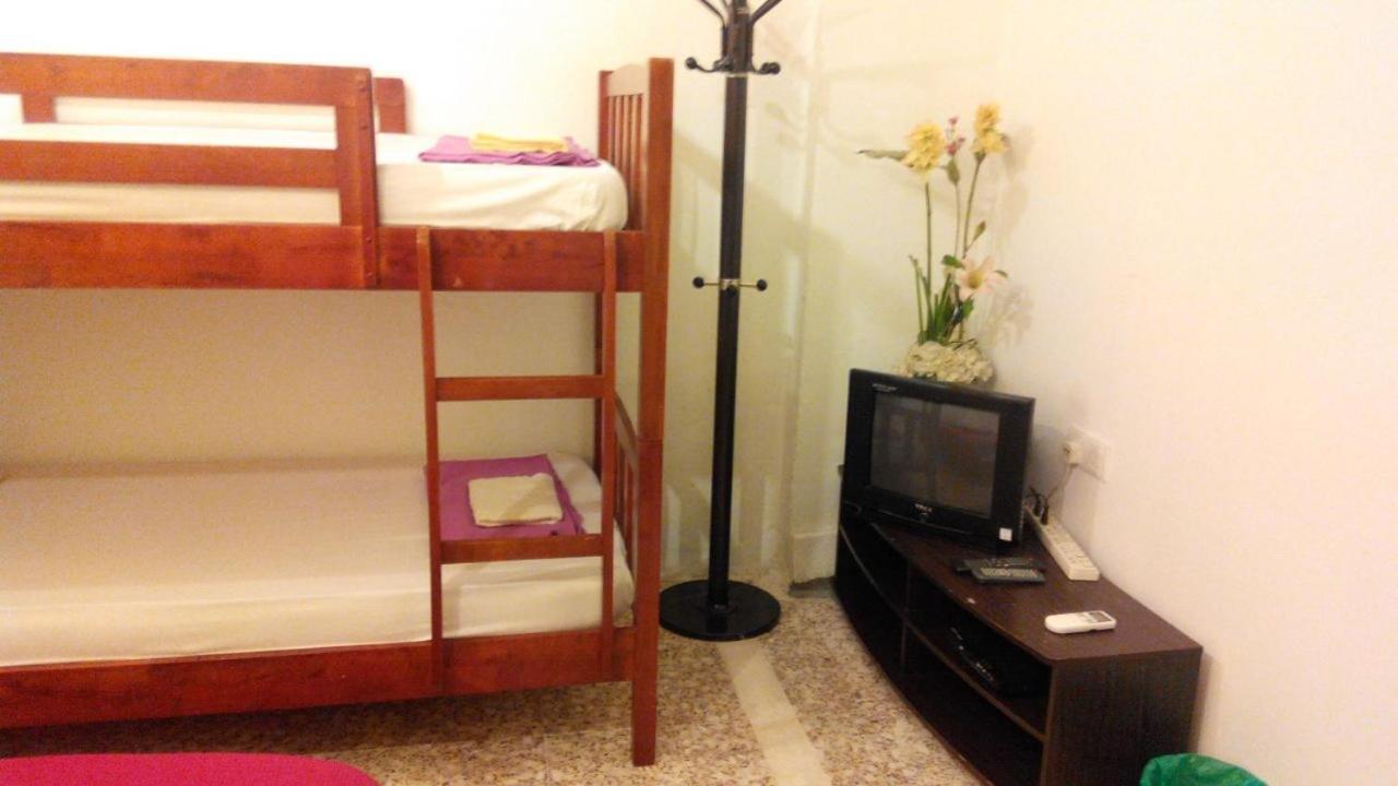 Cocoa Mews Cafe And Homestay George Town Bagian luar foto