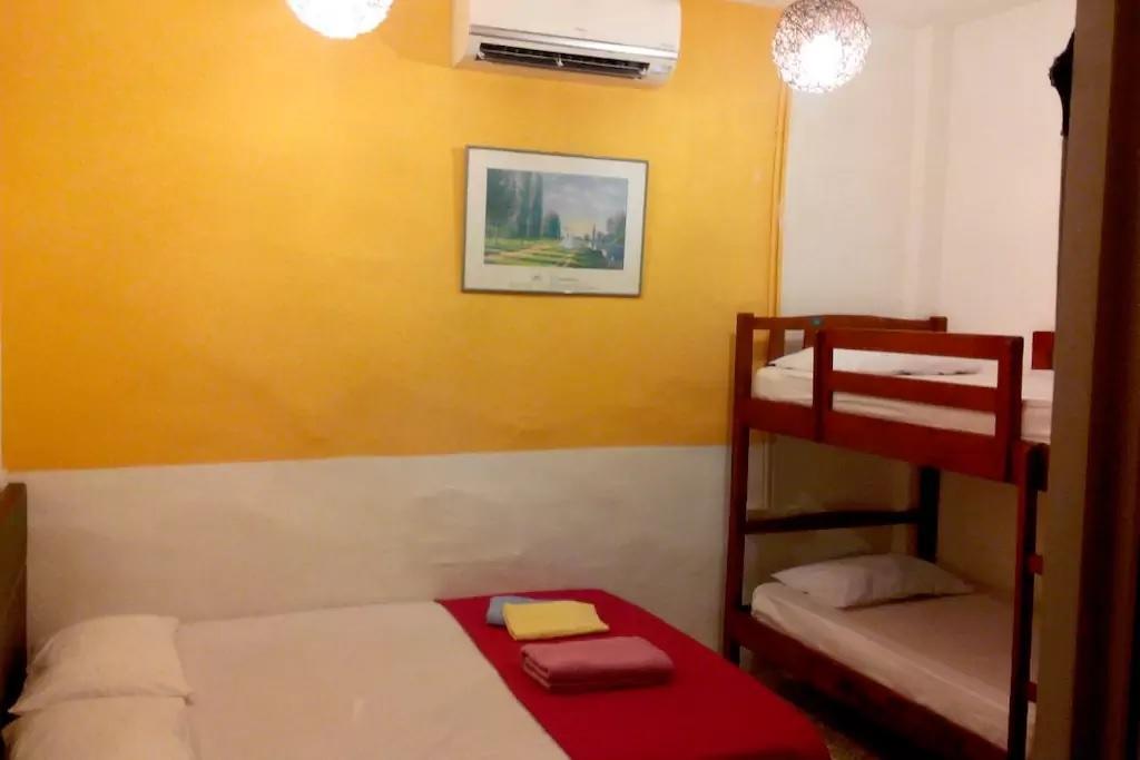 Cocoa Mews Cafe And Homestay George Town Bagian luar foto