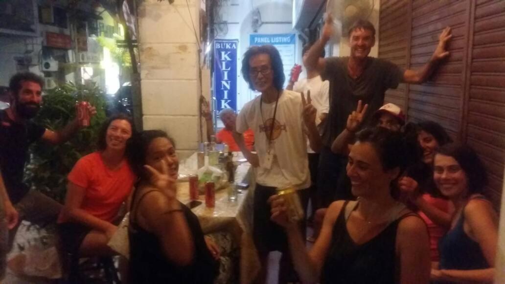 Cocoa Mews Cafe And Homestay George Town Bagian luar foto